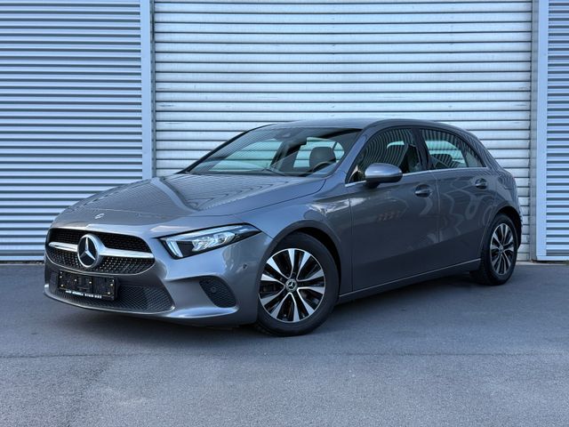 Mercedes-Benz A 180d Advanced Aut LED SHZ Navi Kamera T-Leder