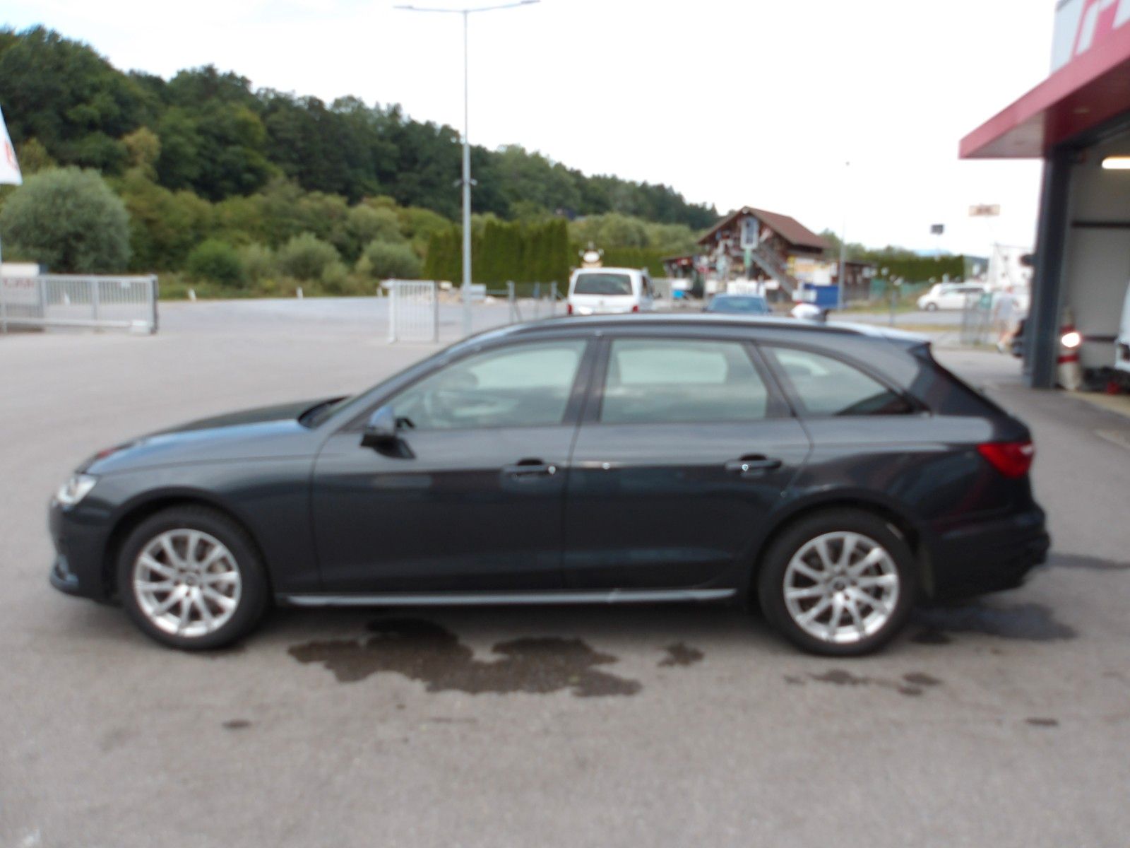 Audi A4 Avant 40 TDI quattro advanced EXP € 16250.- imagem 2