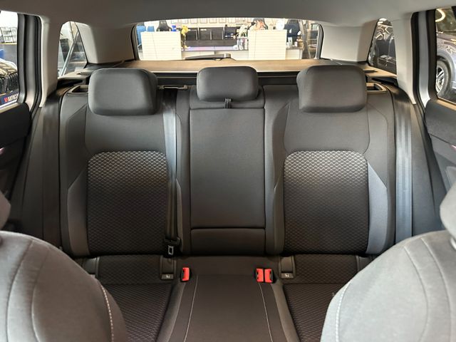 MYAUTOCENTER – Gebraucht- und Jahreswagen mit Werkstattservice in Pfaffenhofen Volkswagen Golf VIII Variant *Parkass.*LED*Virtuel*AHK*