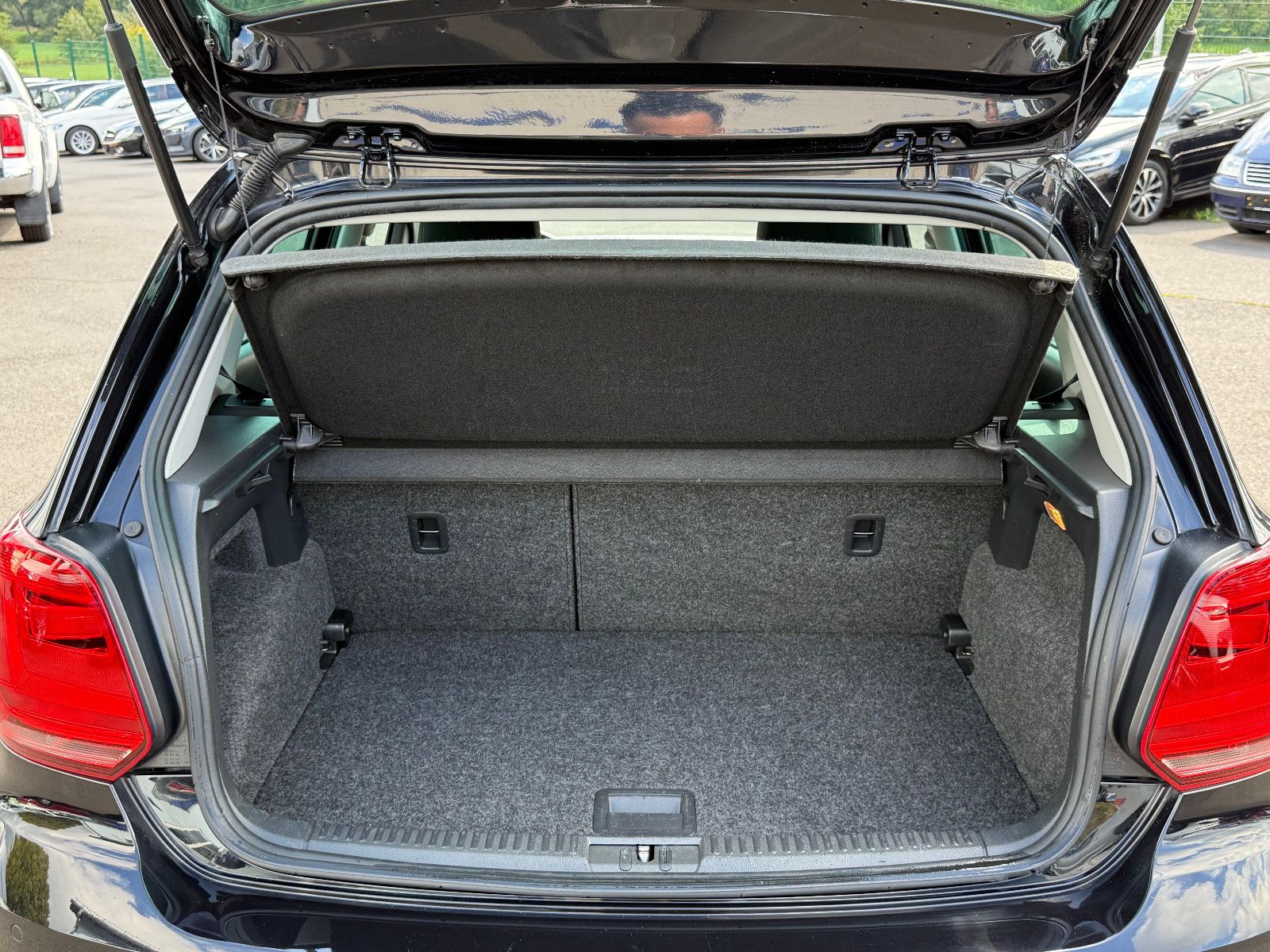 Fahrzeugabbildung Volkswagen Polo V Allstar 1.4 TDI Start-Stopp GRA Navi SHZ