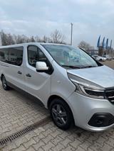 Renault Trafic Combi L2H1 3,0t  Life/ Behindertengerecht - silberne Renault Trafic