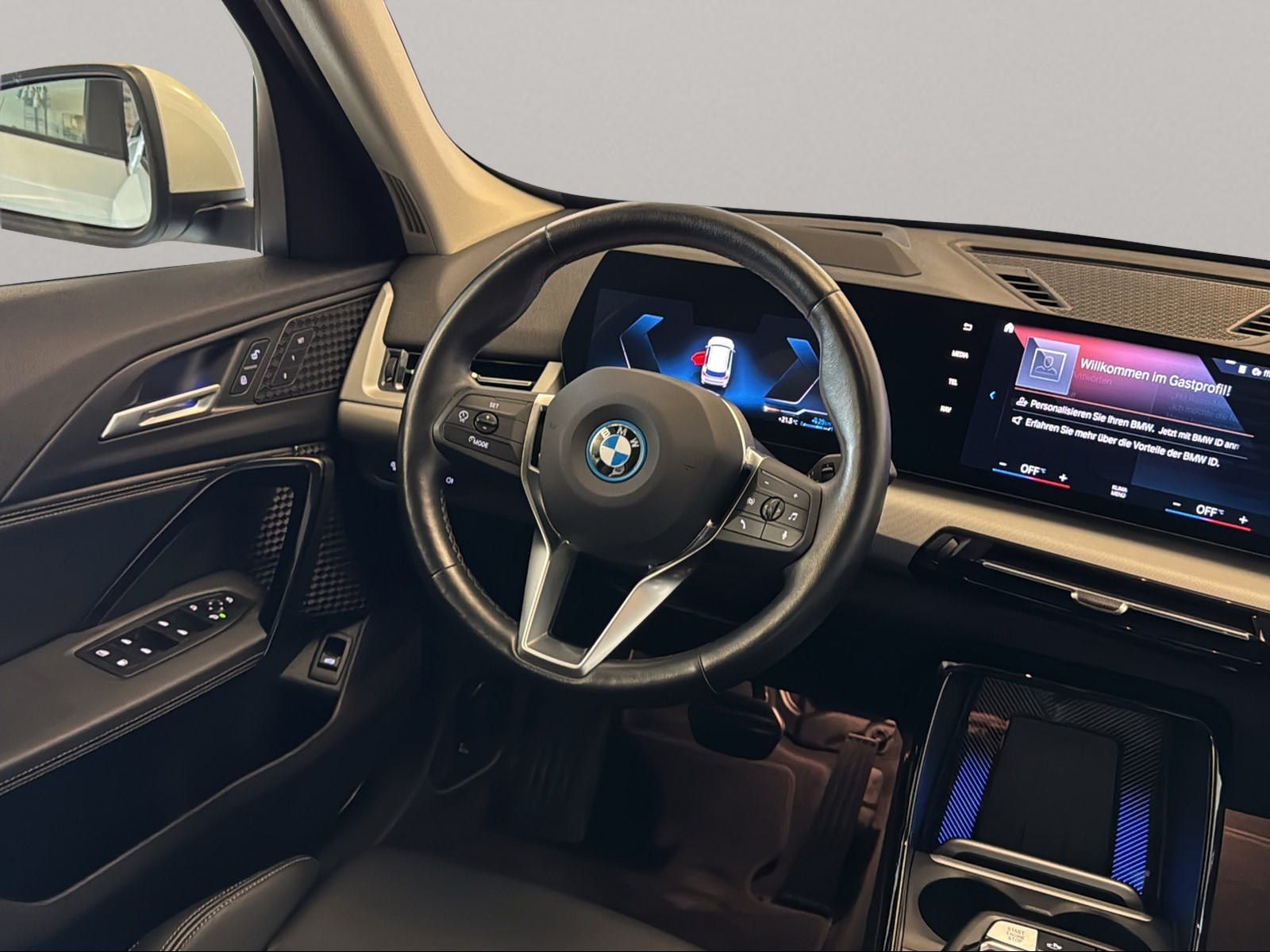 BMW X1 xDrive30e LiveCockpitProf Head-Up Kamera LED foto 15
