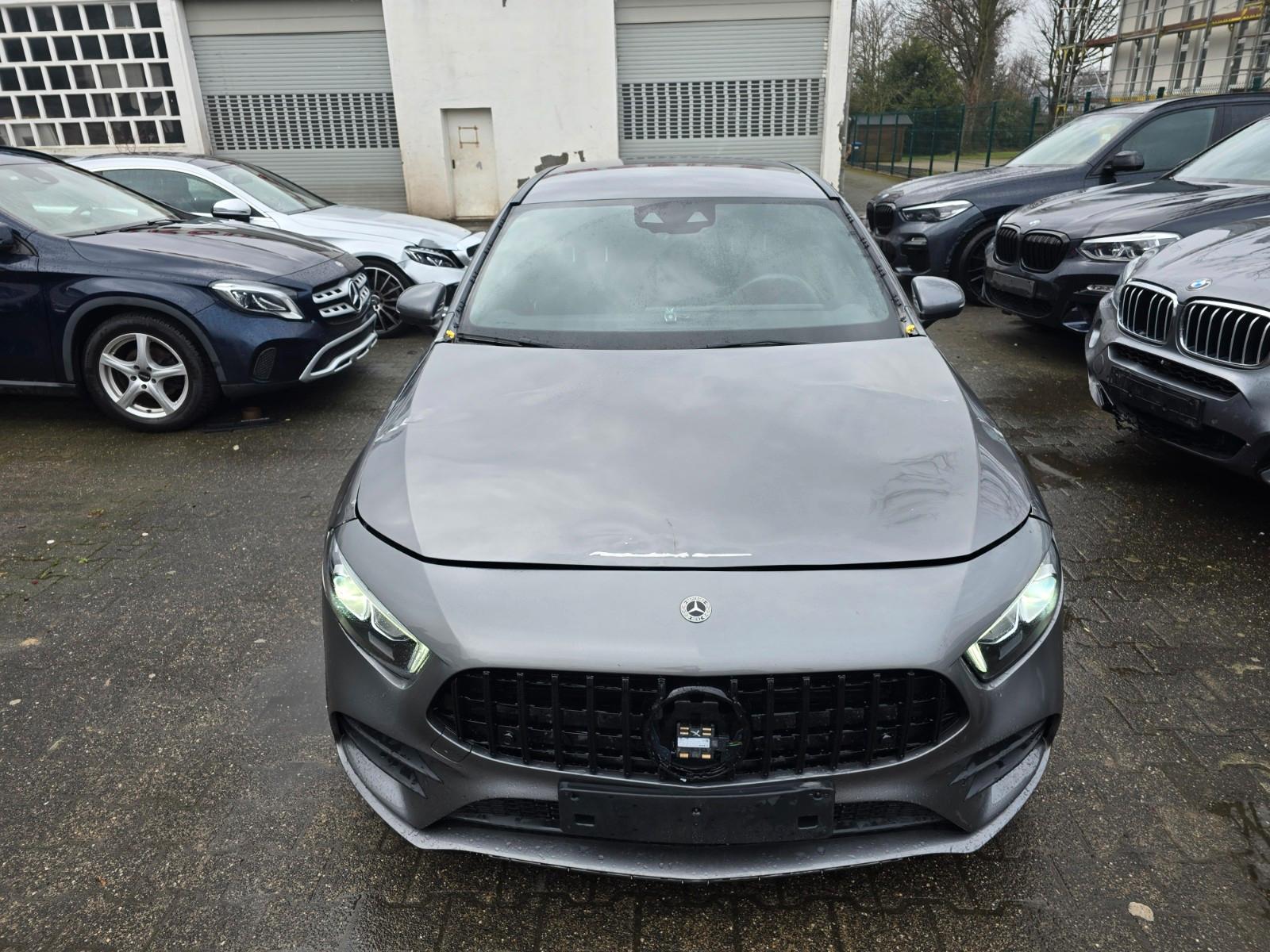 Mercedes-Benz A 180 d AMG Kamera Automatik LED Navi