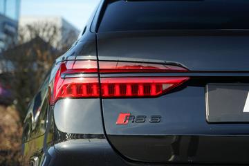 2025 AUDI RS6 photo 8