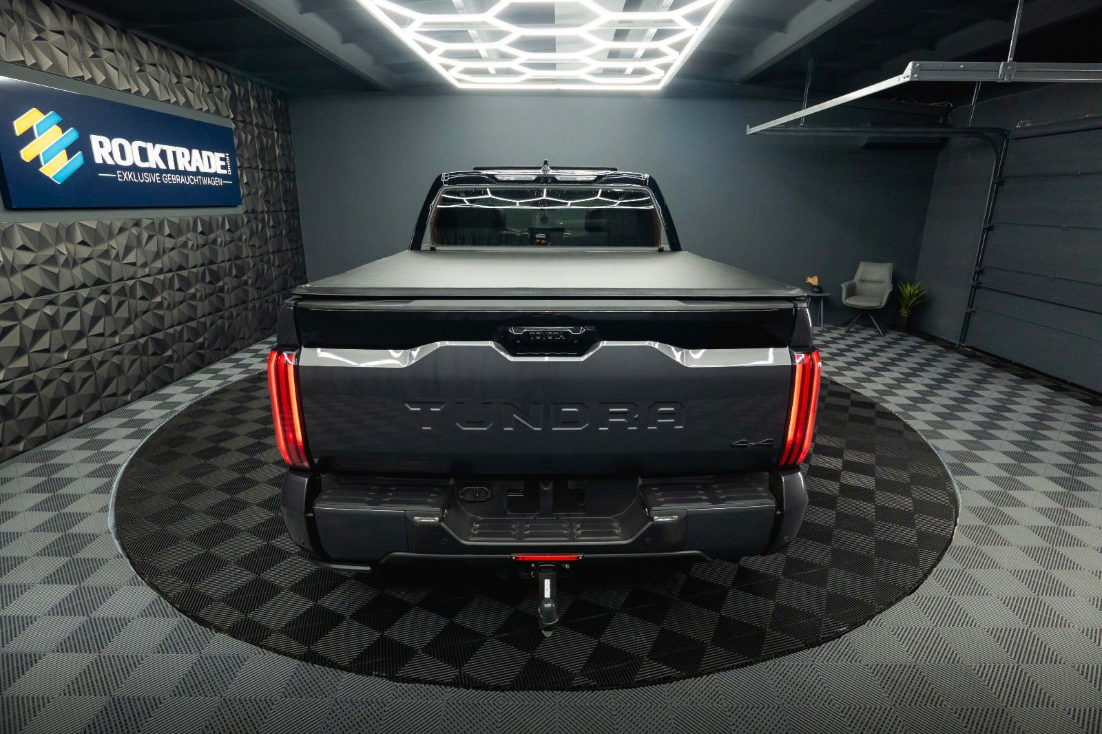 Fahrzeugabbildung Toyota Tundra PLATINUM 3.4L V6 4x4 *100%Options*19%VAT*