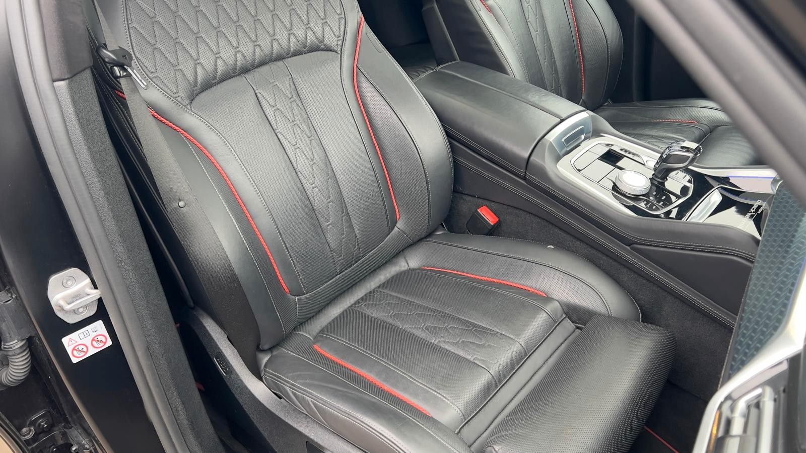 Fahrzeugabbildung BMW X6 M550 i*Laser*STHZ*AHK*HU*B&W*VOLL*Mietkauf