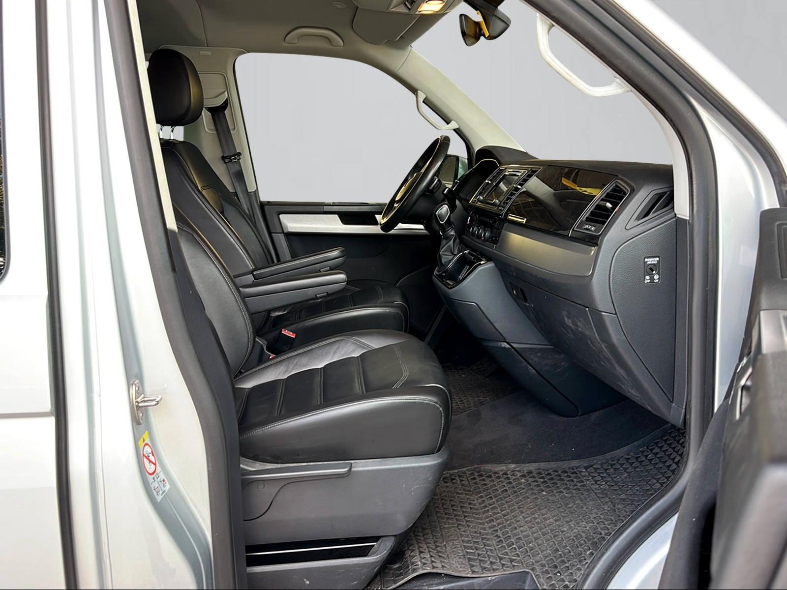 Volkswagen T6 Multivan 4MOTION | AHK | Standheizung | Navi