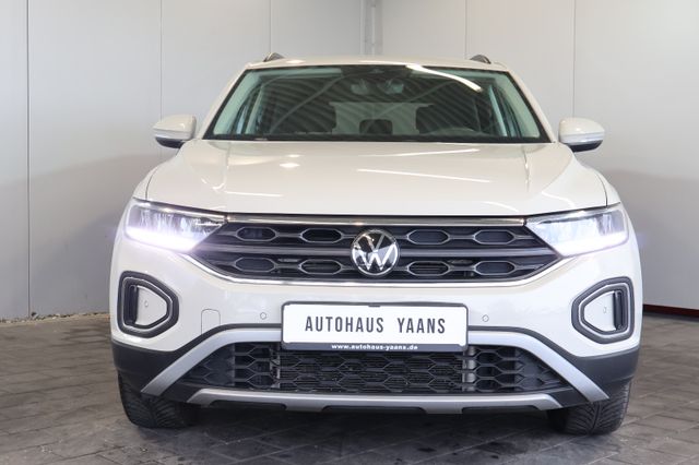 Volkswagen T-Roc 1.5 TSI Life AID+NAVI+LANE+LED+17"+AHK