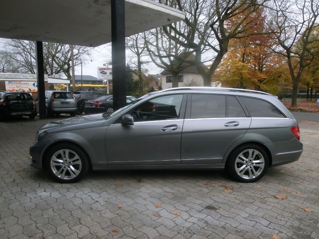 Mercedes-Benz C180 BENZIN,AUTOMATIK,SHZG,GSHD,NAVI,TOP ZUSTAND