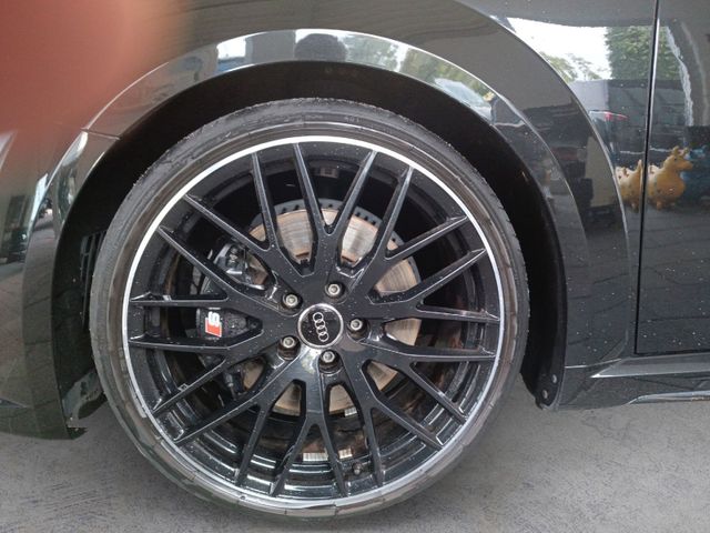 TTS Coupé TFSI QUATT +LED+B&O+navi++S-Sitze*20"