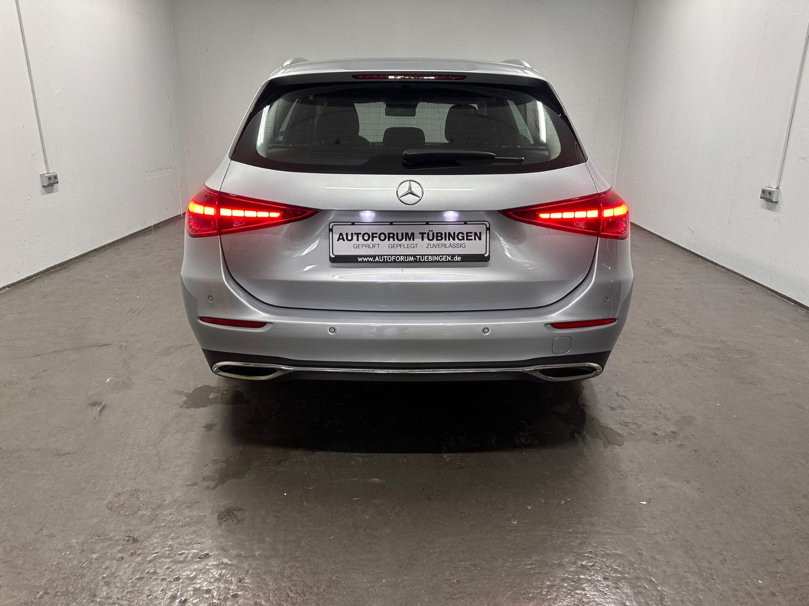 Fahrzeugabbildung Mercedes-Benz C 200 d T Autom. *KAMERA*AHK*DISTRO*LED*