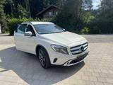 Mercedes-Benz GLA 220 d 4MATIC DCT Urban Urban - Mercedes-Benz GLA 220 aus 2016