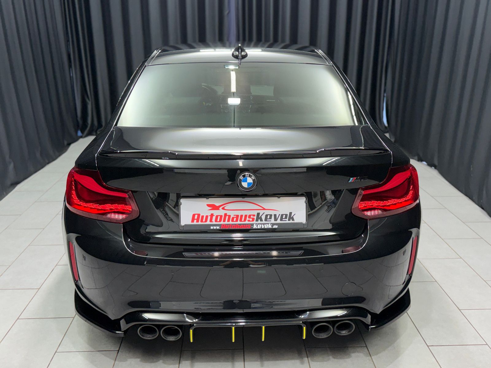 Fahrzeugabbildung BMW M2 Coupe |HJS|H/K|M-PERFORMANCE|H&R