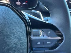 Foto Nummer 23: PEUGEOT 2008