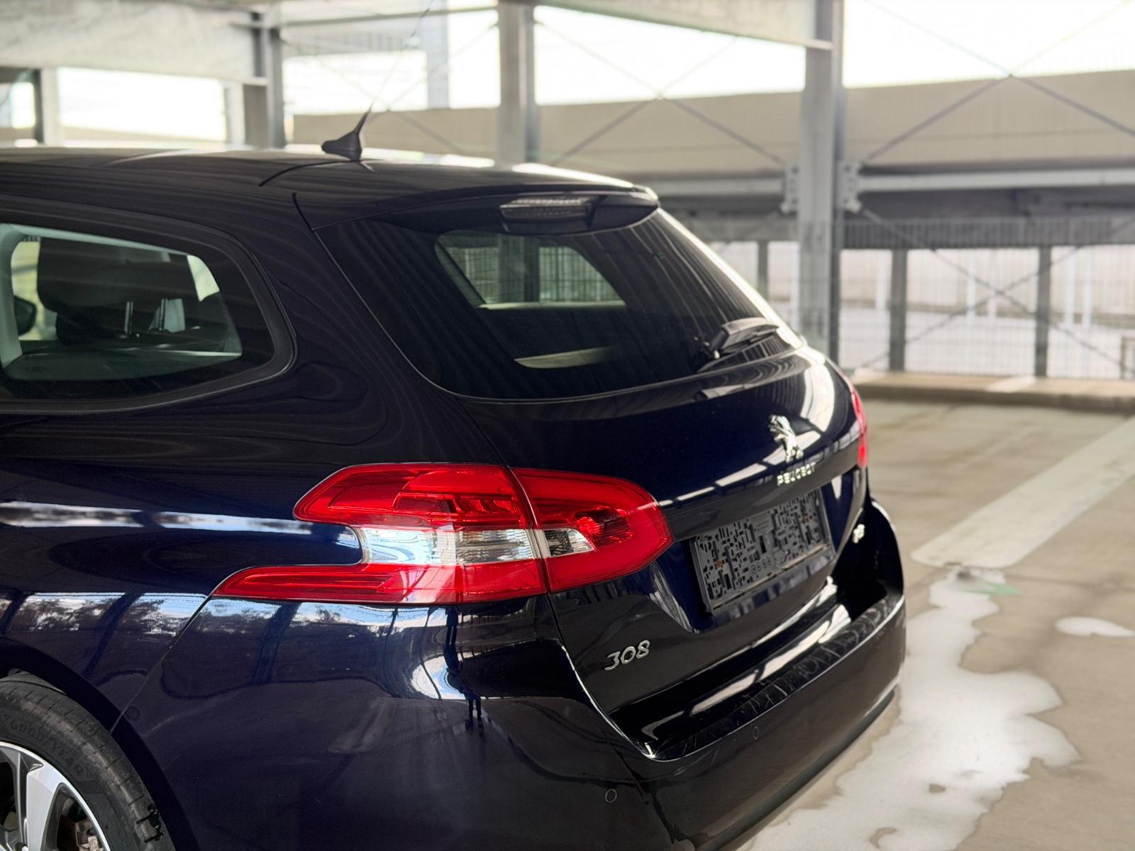 Peugeot 308 2015 — photo 13