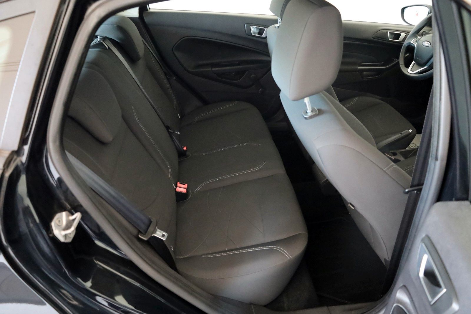 Fahrzeugabbildung Ford Fiesta Sync Edition Cool & Sound-Paket 2,SH,Allw