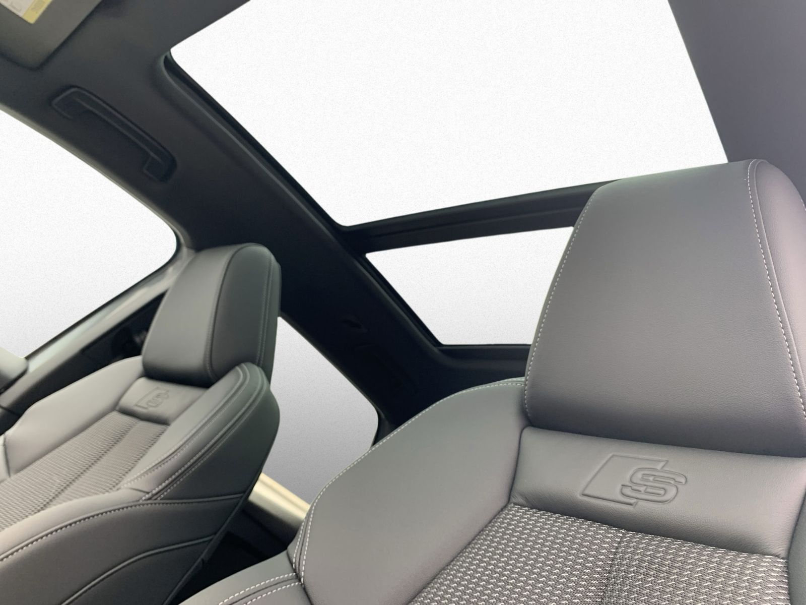 Audi Q4 e-tron - Bild 19