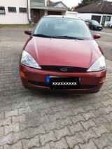 Ford Focus 1.6 Trend Trend - Ford Focus aus 2000: Trend