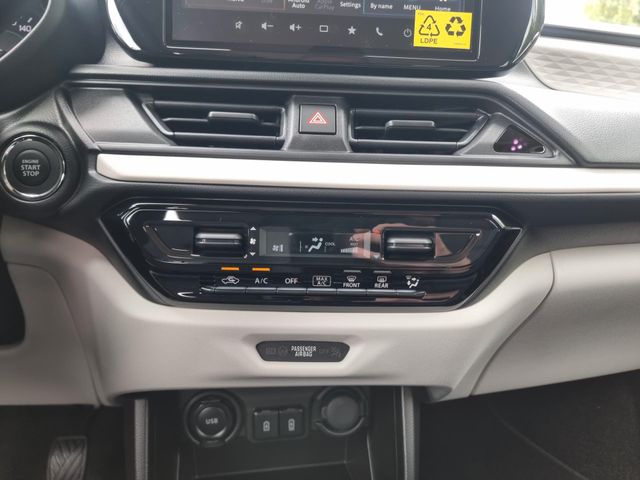 Suzuki SWIFT 1.2 Dualjet Comfort Allgrip Hybrid 4x4