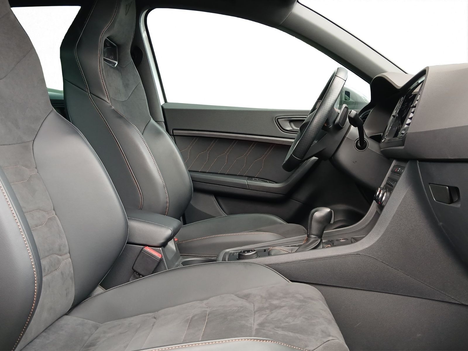 Cupra Ateca 2.0 TSI AHK KAM PDC LED SHZ KEYLESS foto 5