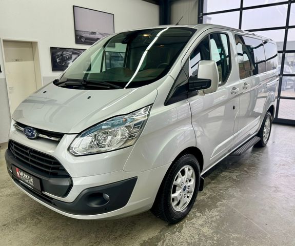 Ford Tourneo Custom 300 L1 2.2 TDCi+Navi+STHZ+AHK