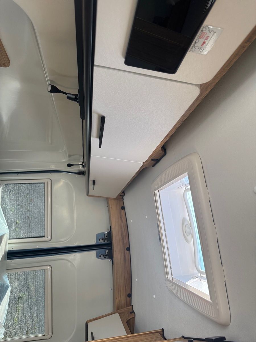 Fahrzeugabbildung Karmann Dexter 4x4 DE 560 AW Klima, Heizung 4KW, RFK