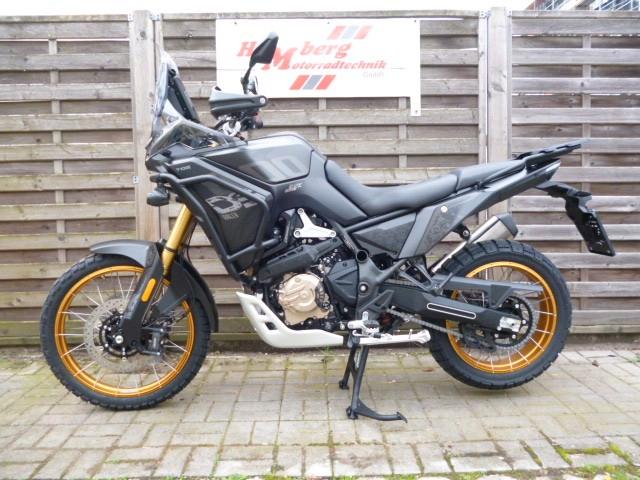 VOGE DS 800 X Rally weiss & schwarz vorrätig