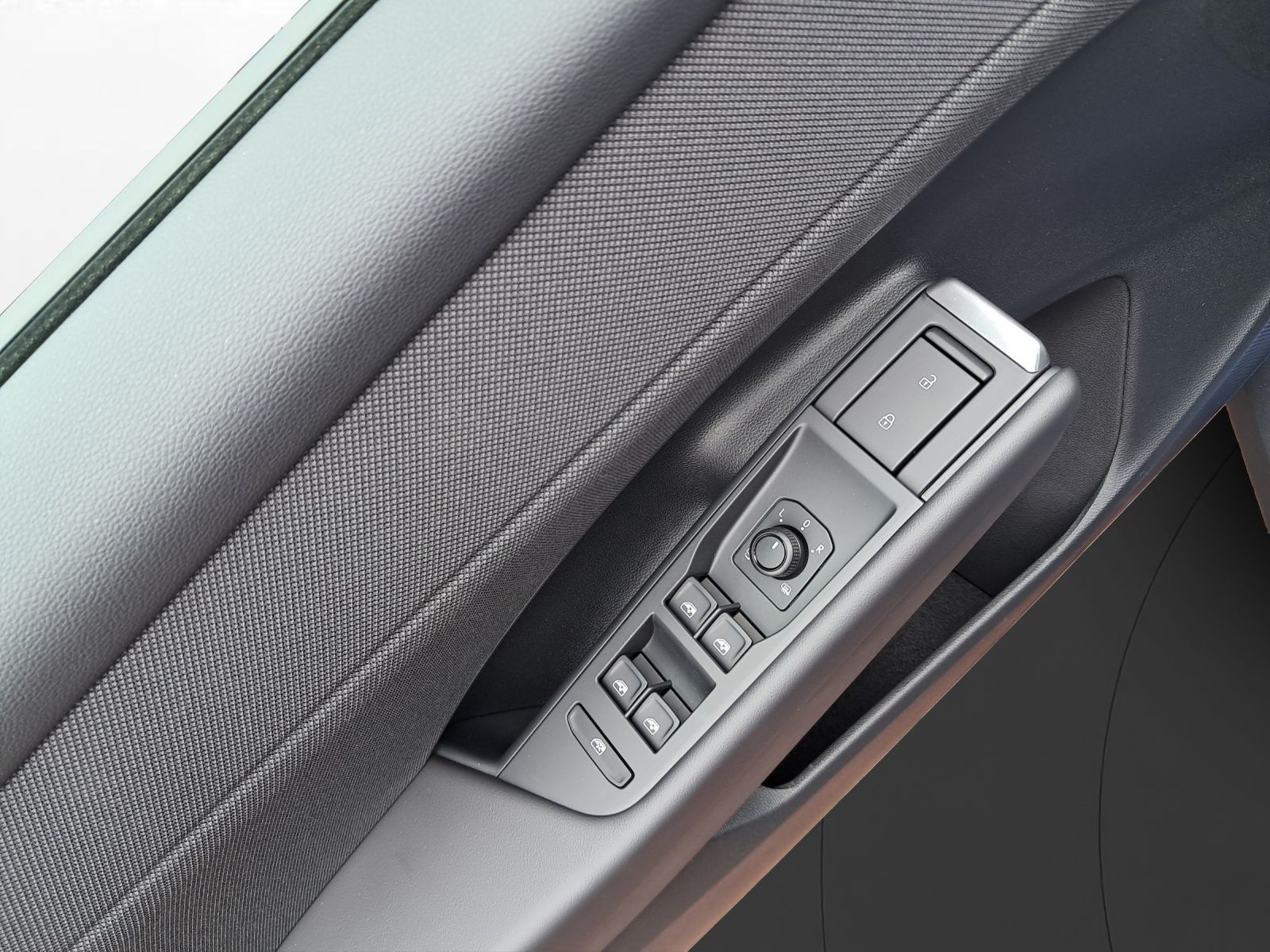 Volkswagen T-Roc - Bild 10