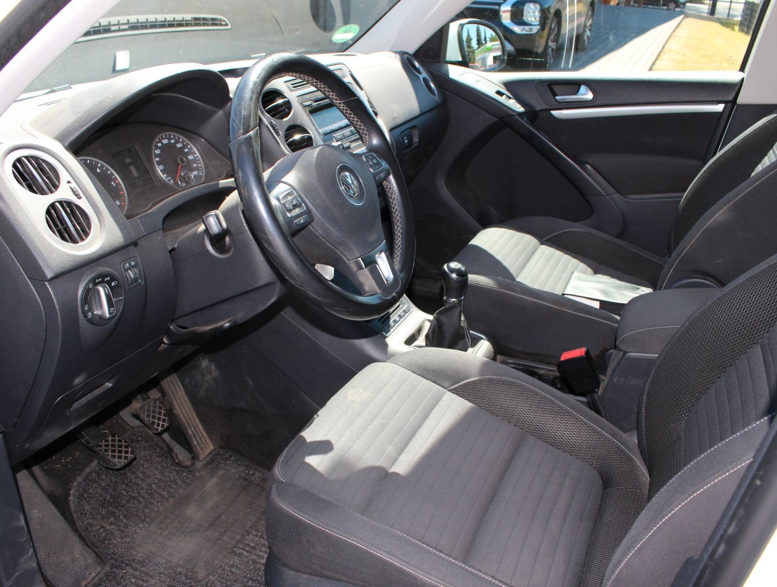 Fahrzeugabbildung Volkswagen Tiguan 2.0 TDI 81 BlueMot Tec CUP Sport & Style