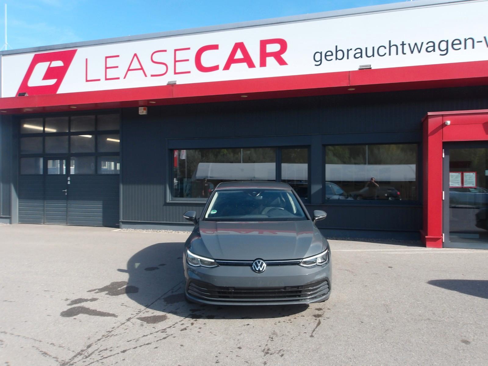 Volkswagen Golf VIII Lim. Life DSG *LED*NAVI*RFK*EXP. 13990, миниатюра 2