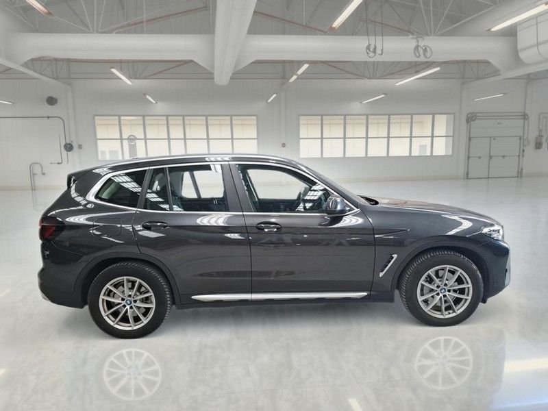 BMW X3 XDRIVE 30E AUTO SUV imagem 3