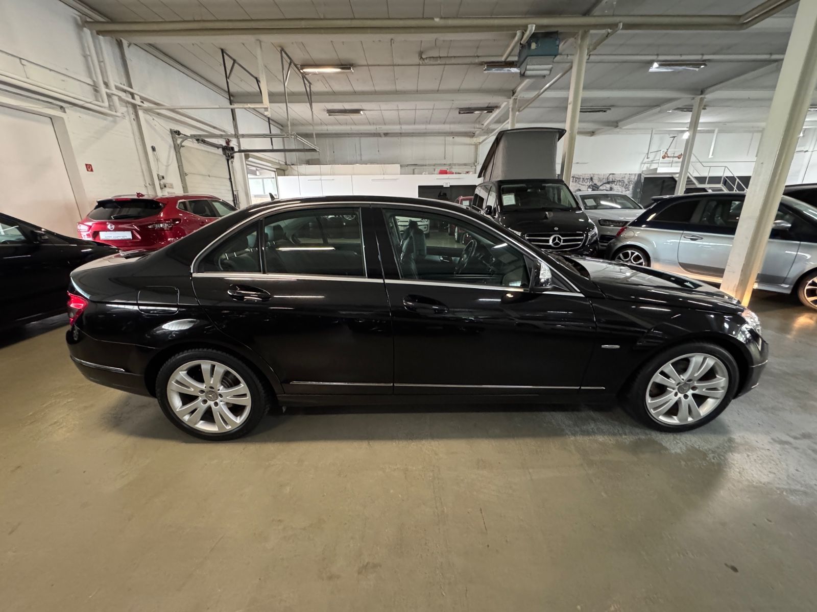 Fahrzeugabbildung Mercedes-Benz C 200 CDI AVANTGARDE AHK SHZ LEDER PTS TÜV NEU