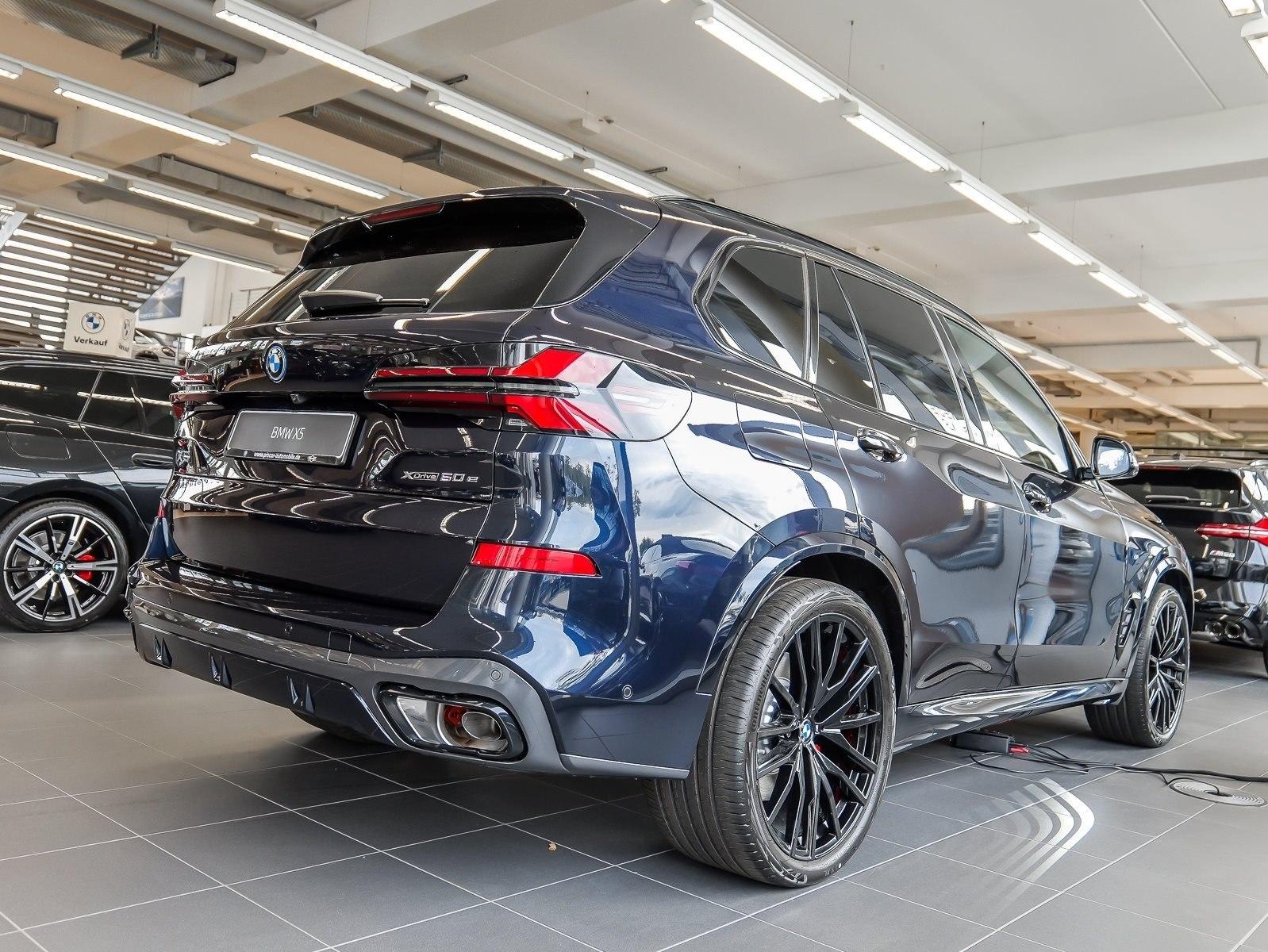 BMW X5 xDrive50e MSport + PanoSky. + AHK + H/K