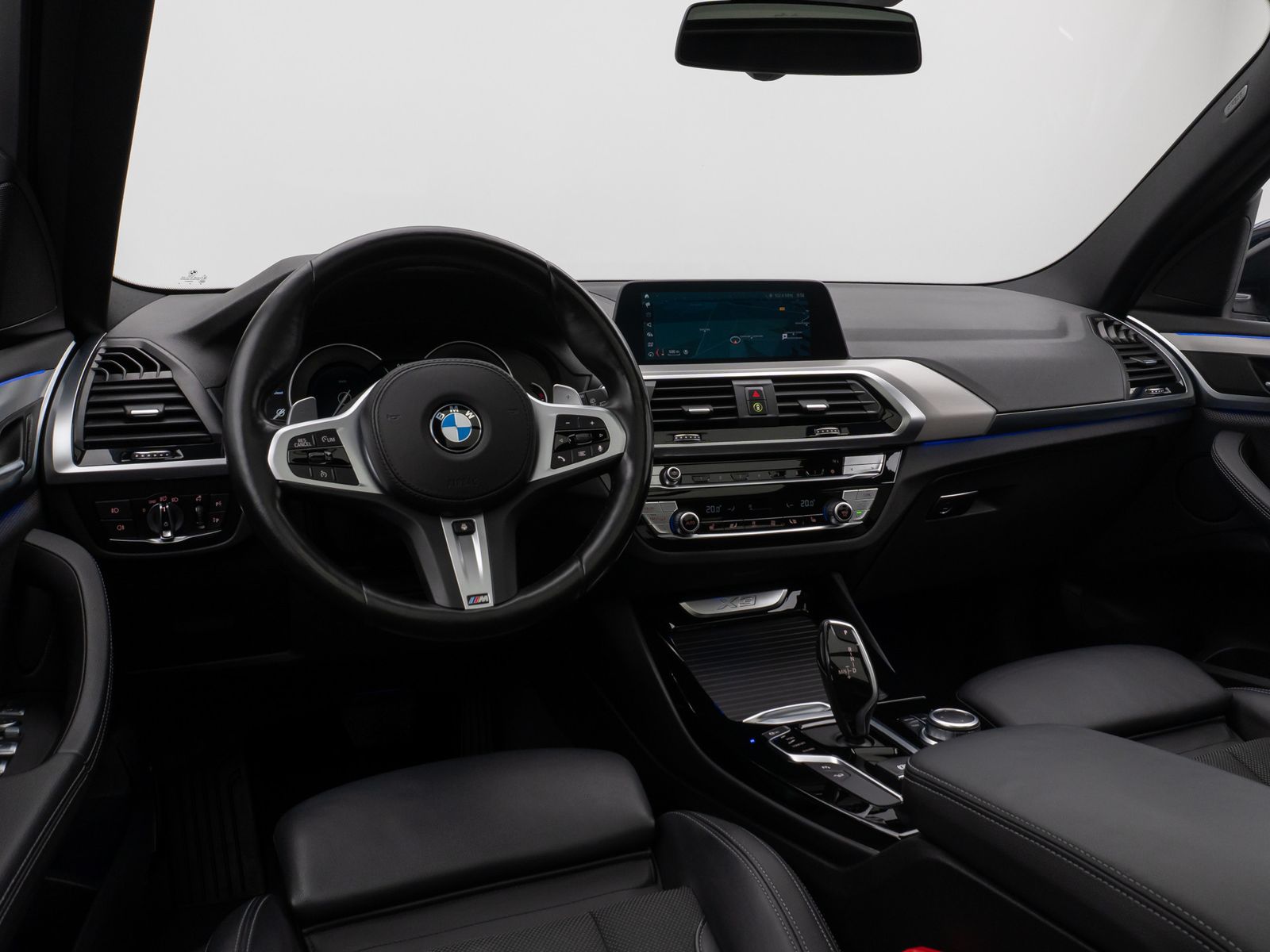 Fahrzeugabbildung BMW X3 xD20d xLine Kamera Panorama DAB HUD HiFi AHK