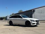 Mercedes-Benz C 180T AMG Optik Leder Kamera LED 19 Zoll - Mercedes-Benz C 180: AMG