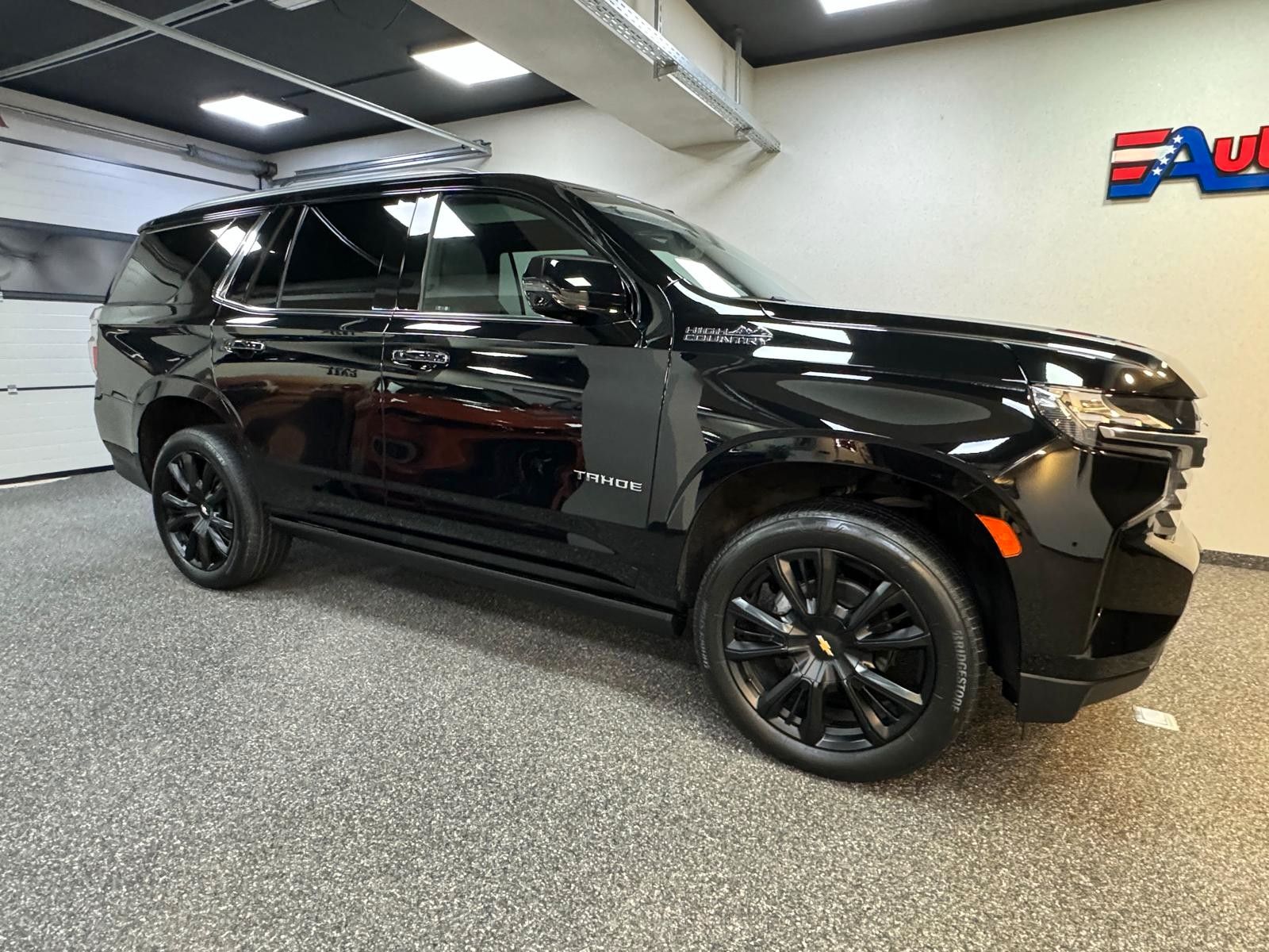 Fahrzeugabbildung Chevrolet TAHOE 6.2 ECOTEC HIGH COUNTRY 4x4-HUD-PANO