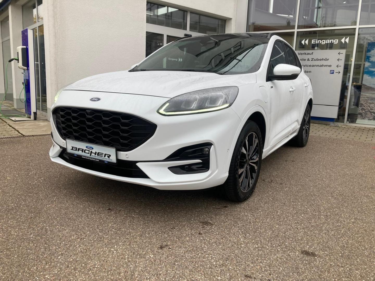 Ford Kuga Plug-In Hybrid ST-Line X Pano, SHZ, RFK, AC
