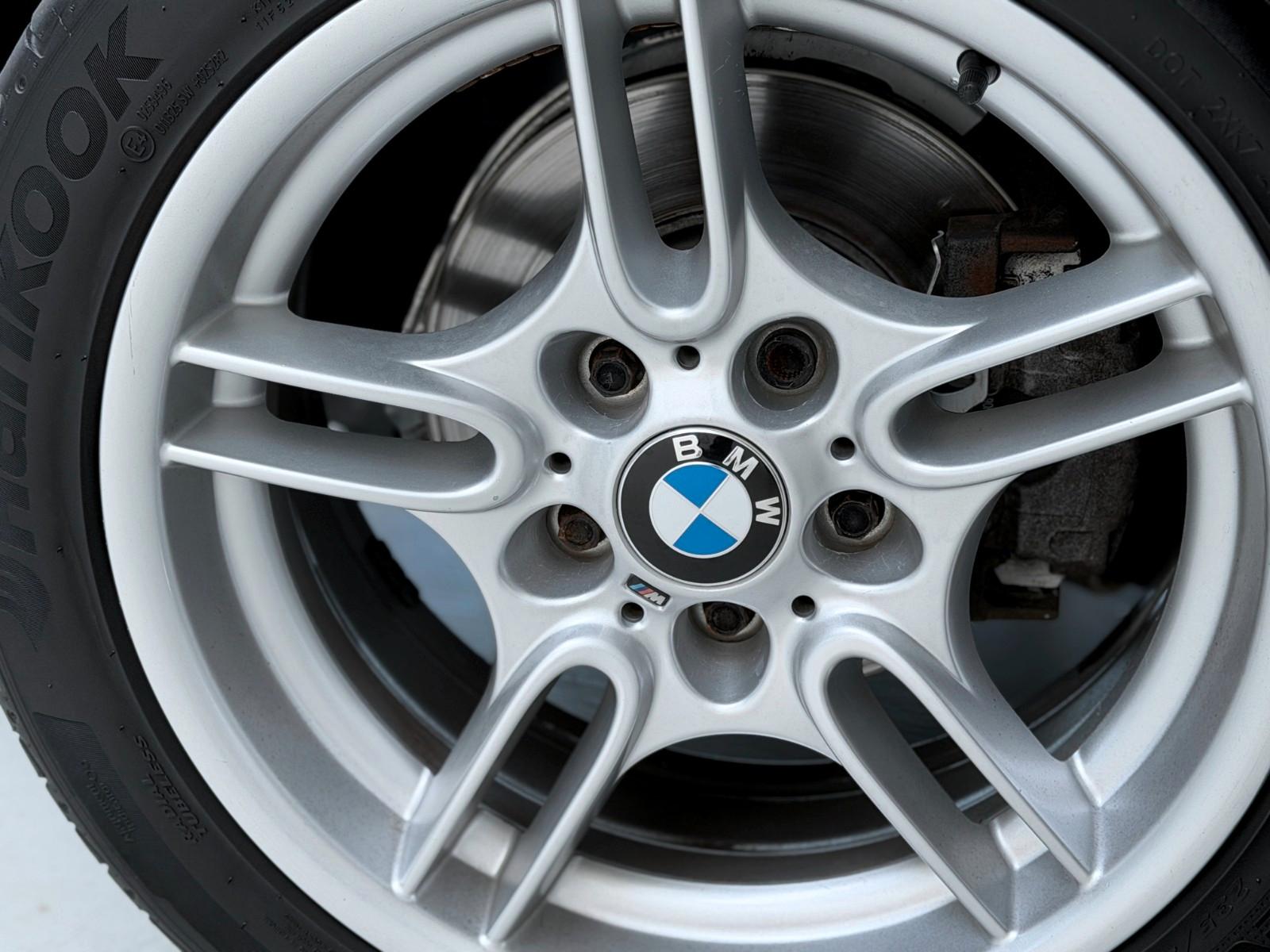 BMW 520i 170ch BVA Pack M d'origine Shadow-Line GSD Sièges Alcantara