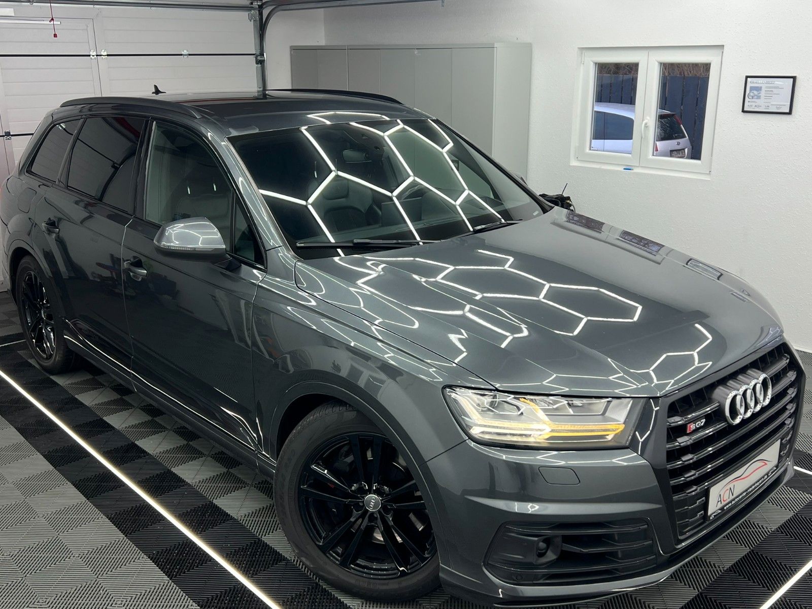 Fahrzeugabbildung Audi SQ7 4.0 TDI Quattro/MATRIX/HuD/ACC/AHK/AMBI+