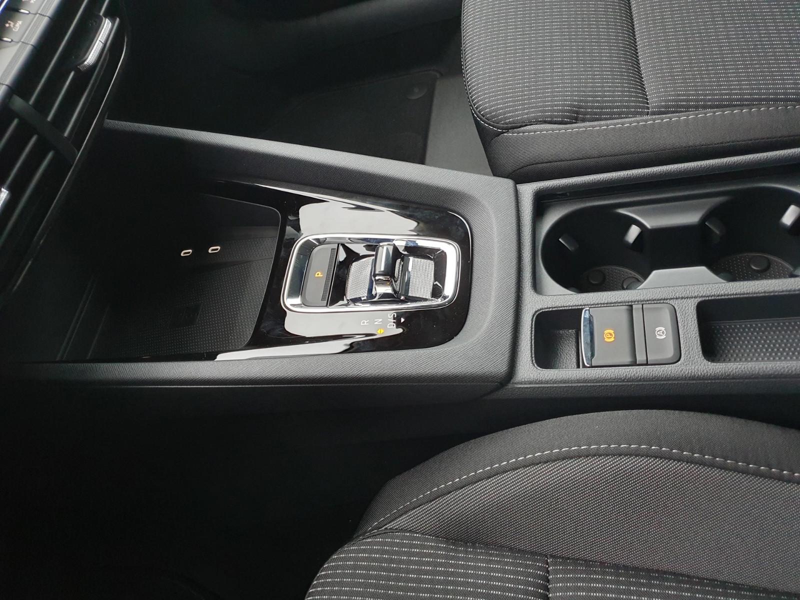 Skoda Octavia 1,5 eTSI DSG Selection ACC Winter Kam
