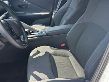 Toyota C-HR - 8