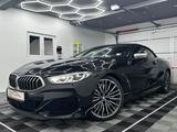 BMW M850i Cabrio/NACKEN HZG/PARK ASS+/SOFT CL/DE FZG - BMW M850: Schiebedach