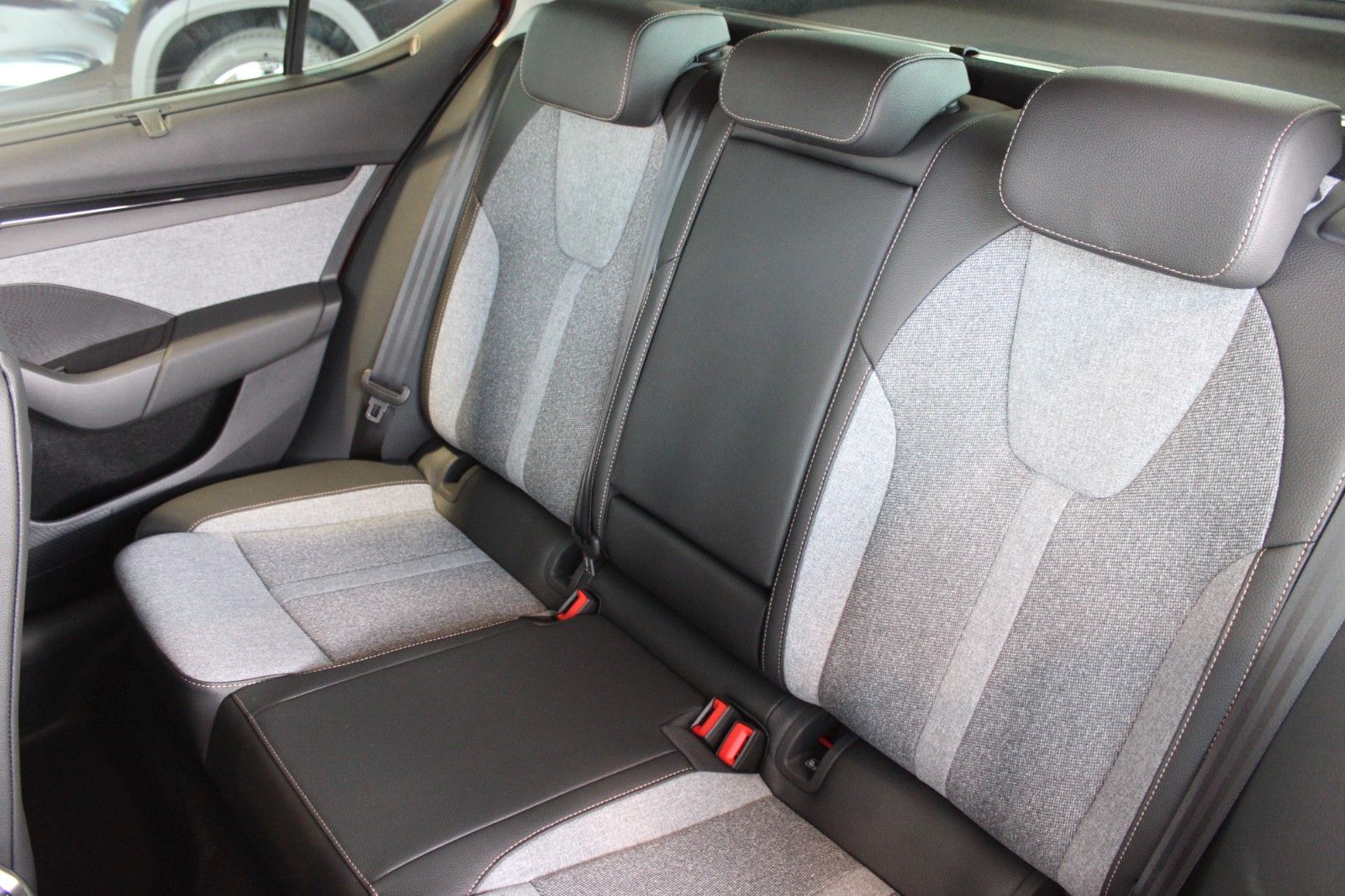 Skoda Octavia - Bild 9