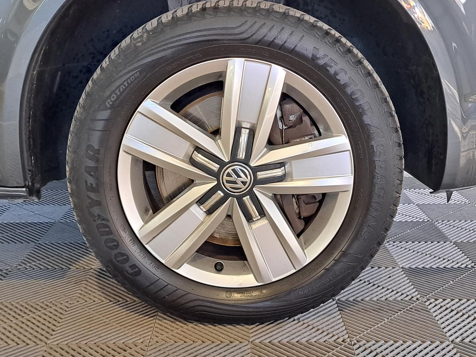 Volkswagen T6 Multivan 2.0 TSI°RFK°ACC°BT°USB°AHK°Shzg°PDC foto 10