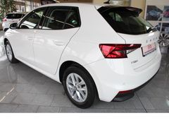 Fahrzeugabbildung Skoda Fabia 1.0 Ambition LED,Einparkhilfe,Top-Zustand
