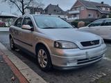 Opel Astra 1.6 Njoy - Opel Astra Njoy mit Benzin-Antrieb