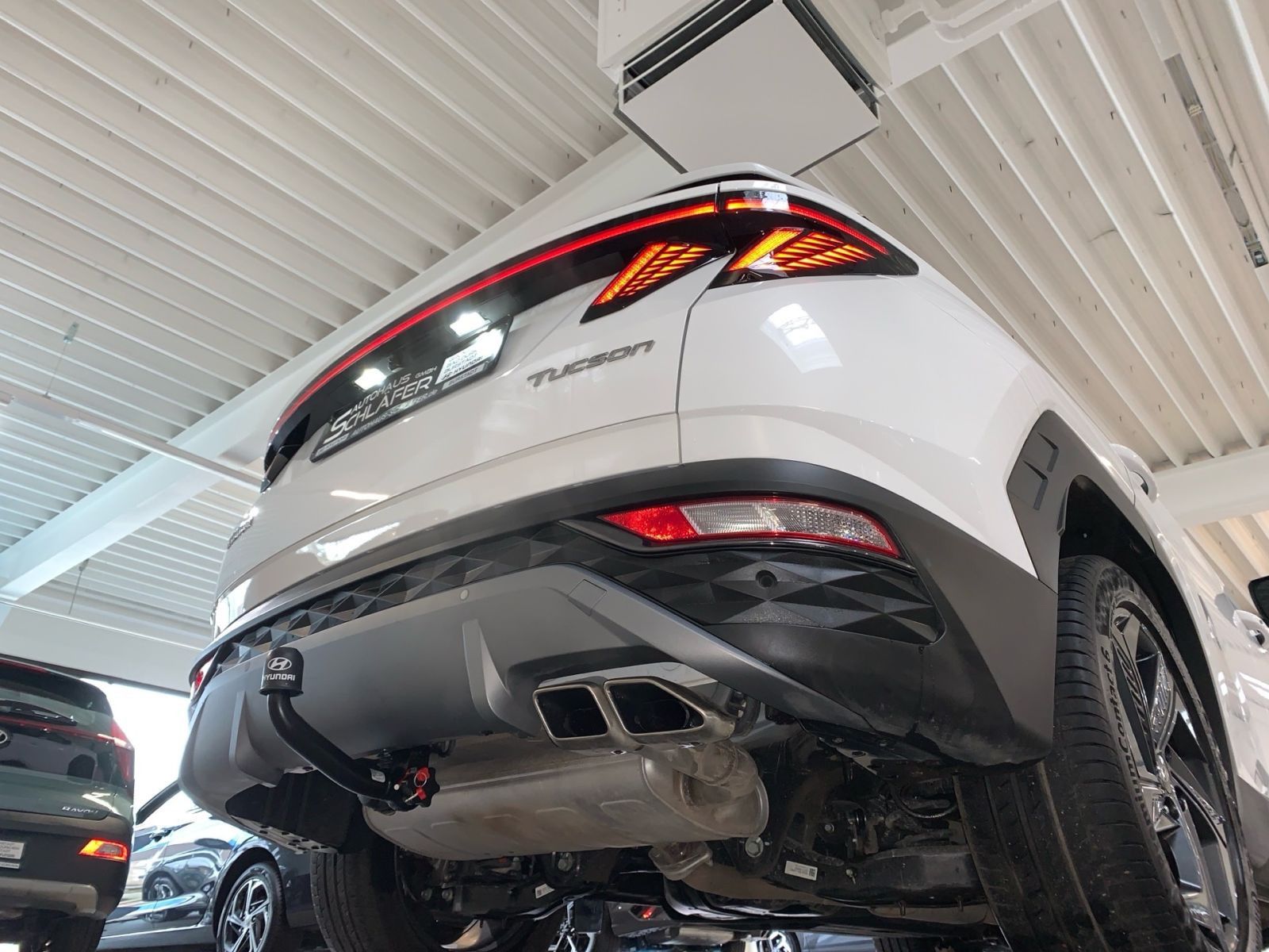 Fahrzeugabbildung Hyundai TUCSON 1.6 T-GDI 7-DCT Blackline Mild-Hybrid AHK