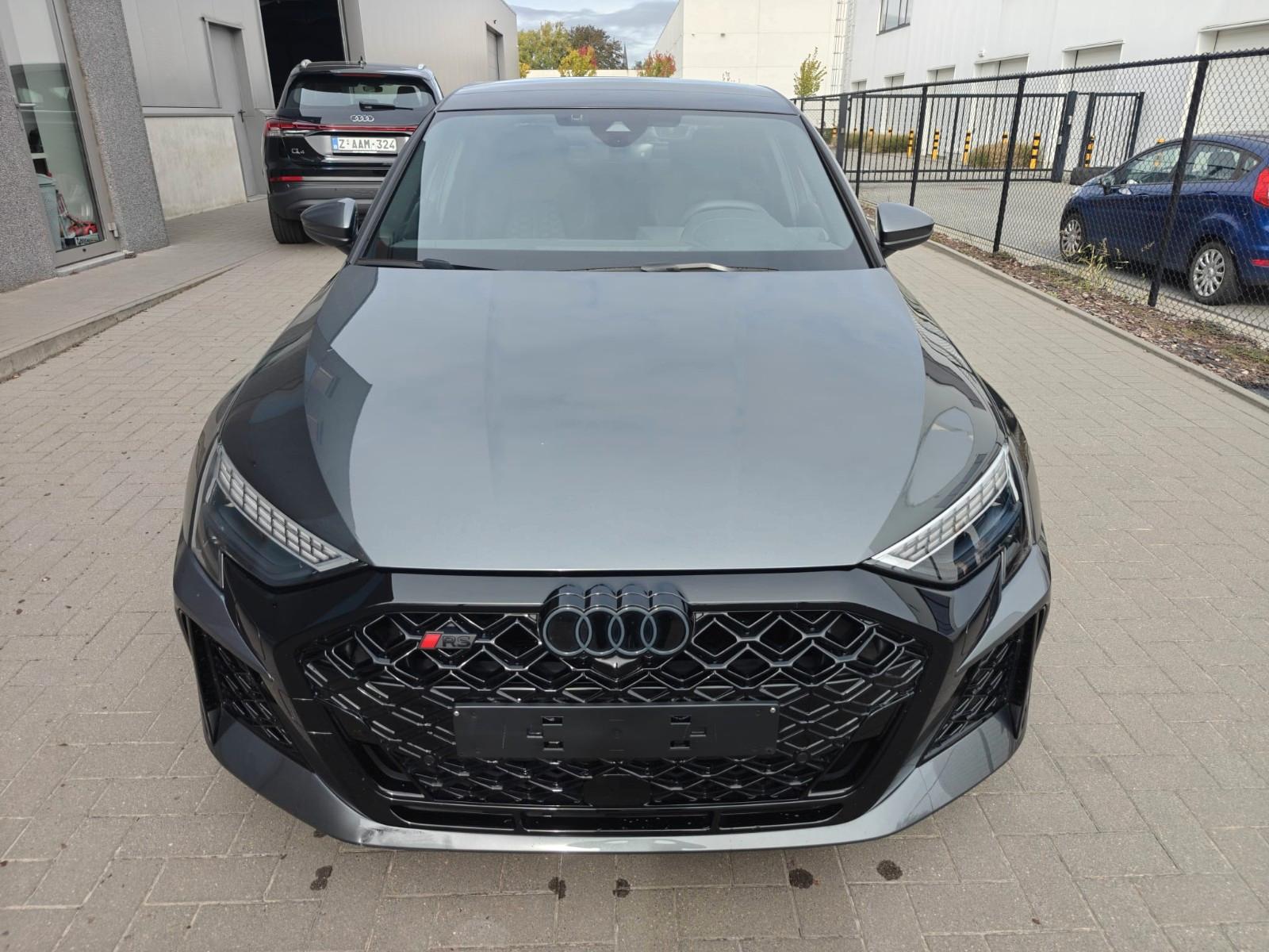 Audi RS3 8Y FACELIFT  DAYTONAGRAU FULL OPTION PANO