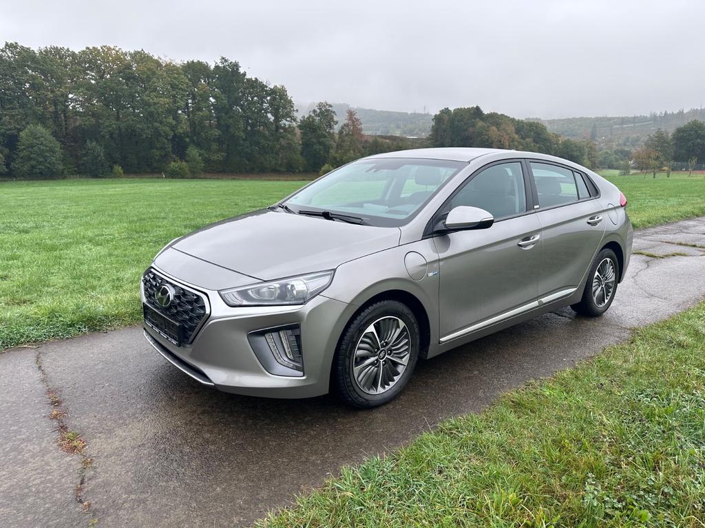 Hyundai IONIQ