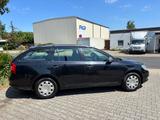 Skoda Octavia 1.4 TSI Elegance Combi PDC AHK KLIMA - Skoda Octavia aus 2011: Kombi